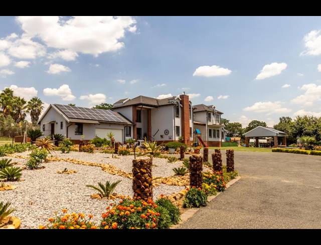 15 BEDROOM HOUSE FOR SALE IN LANSERIA